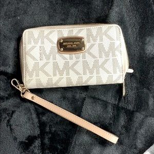 Michael Kors wallet